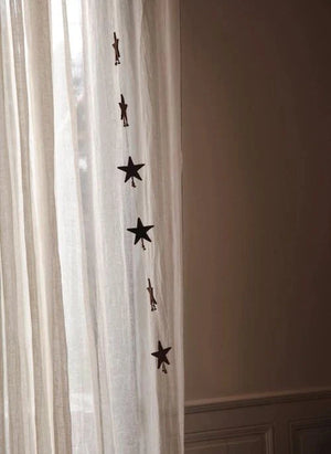 Muskhane - "Kayan Yıldızlar" Keçe Garland | Mahogany