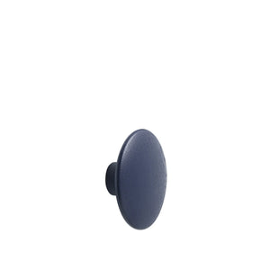 Muuto - The Dots Kleiderhaken aus Eschenholz | Nachtblau
