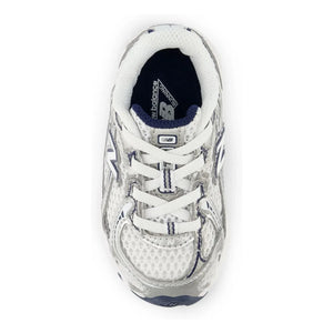 New Balance - Zapatilla con cordones elásticos 740 | Azul oscuro