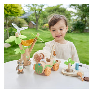 Hape - Aria's Wind Tree and Electric Car