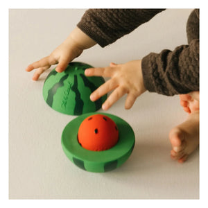 Oli & Carol - Wally die Wassermelone 3-in-1 Spielball mit Sound
