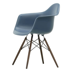 Vitra - DAW sandalye - akçaağaç taban - Charles & Ray Eames | Deniz mavisi