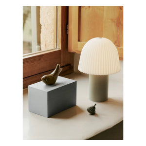 Ferm Living Kids - Ruffled Table Lamp | Beige