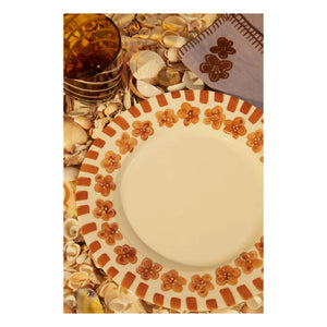 Tressé - Tiare Floral Dinner Plate | Brown
