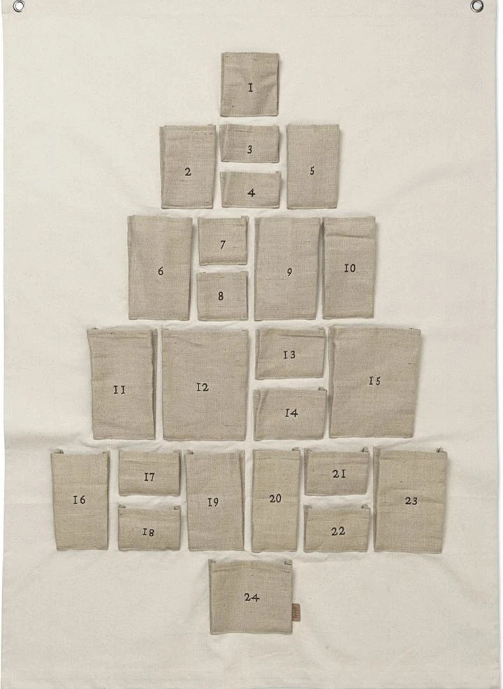 Ferm Living - Organik pamuktan Çam Advent takvimi
