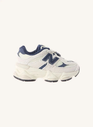 New Balance - Elastic Lace Sneaker 9060 | Navy