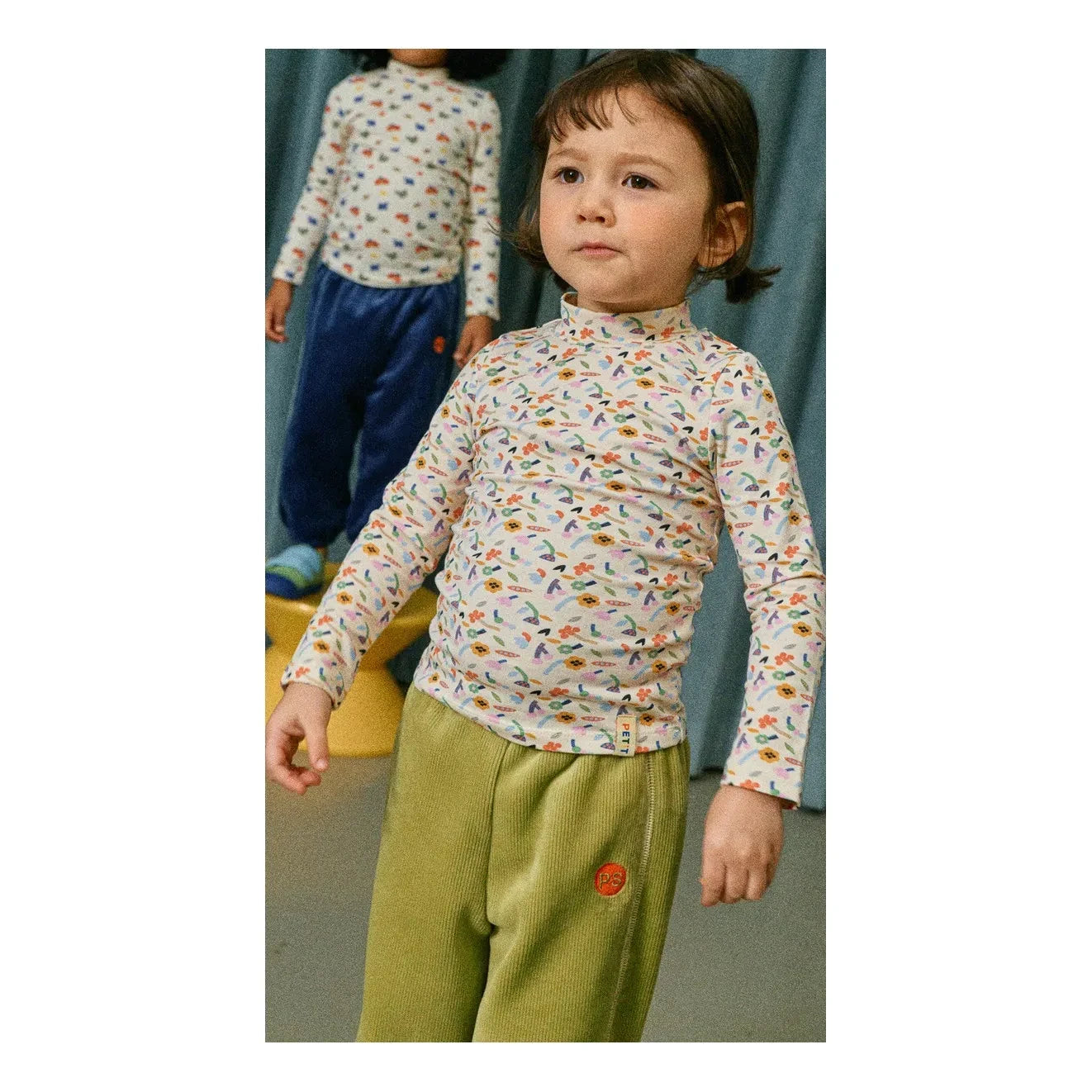 Petit Stella - Jersey de cuello alto de algodón Pima y modal con estampado floral | Crema