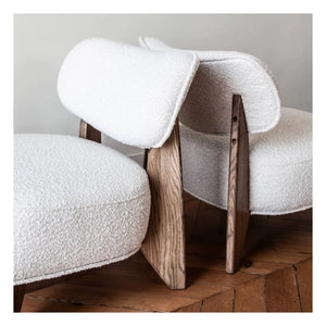 Panac Edition - Nicolo Bouclé und Räuchereiche Sessel - 65 cm | Gebrochenes Weiß