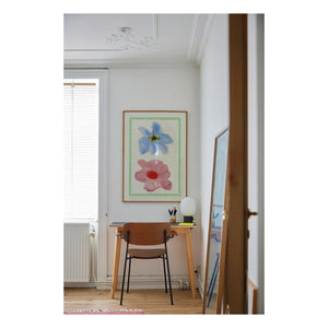 Paper Collective - Gestreifte Blume 01 Poster von Liat Greenberg