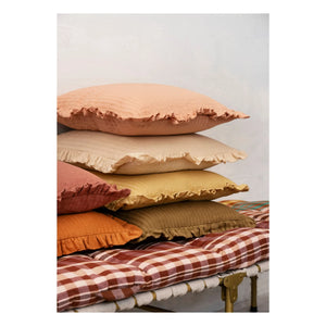 Madam Stoltz - Ruffled cushion cover | Yellow