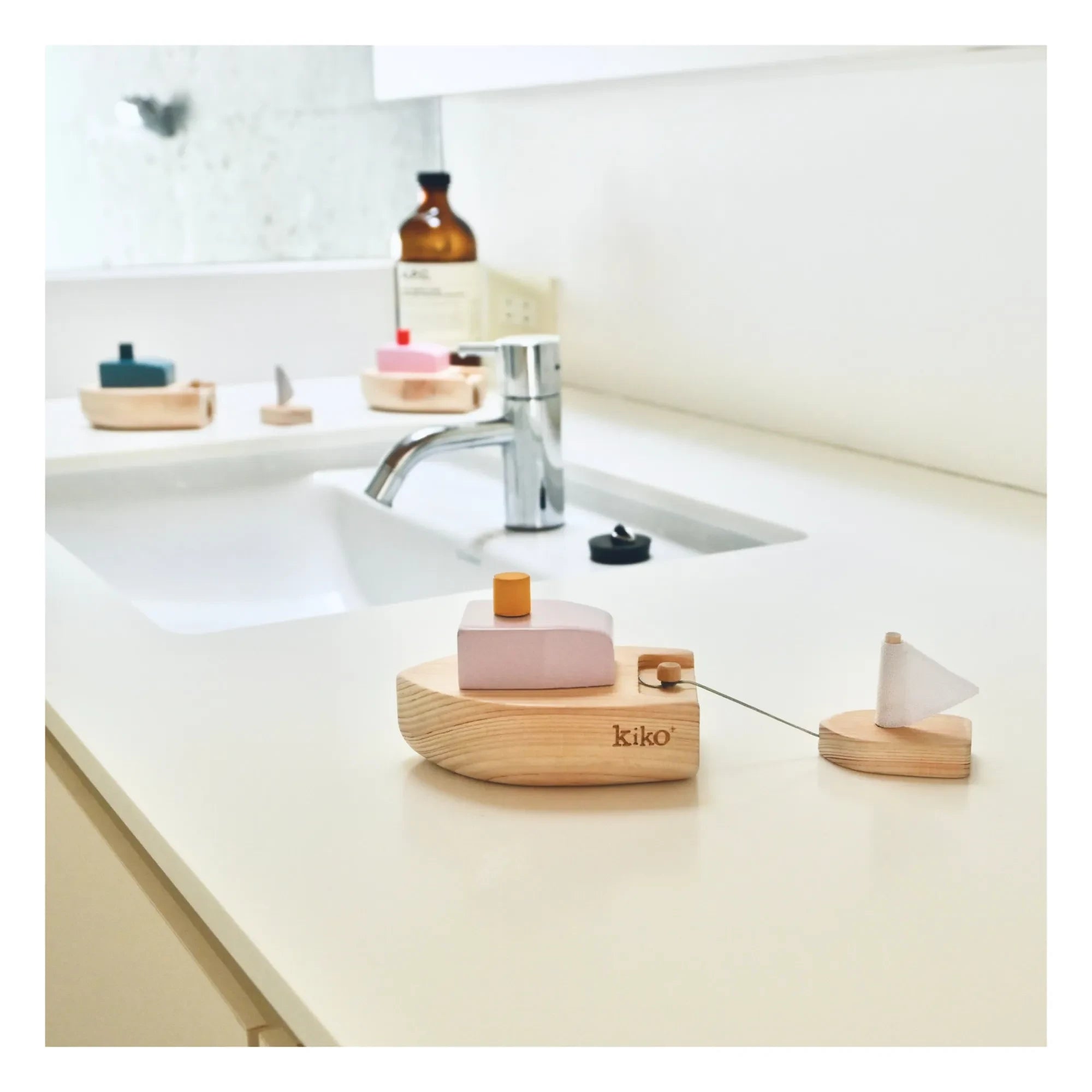 Kiko+ & gg* - Barco de Madera | Lavanda