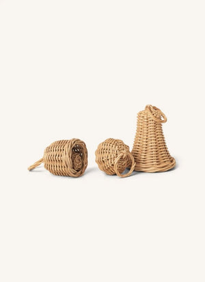 Ferm Living - Χριστουγεννιάτικα στολίδια από πλεκτό ρατάν σε σχήμα καμπάνας - Σετ 3 τεμαχίων