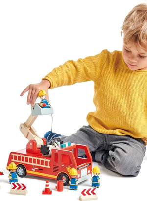 Tender Leaf Toys - İtfaiye aracı