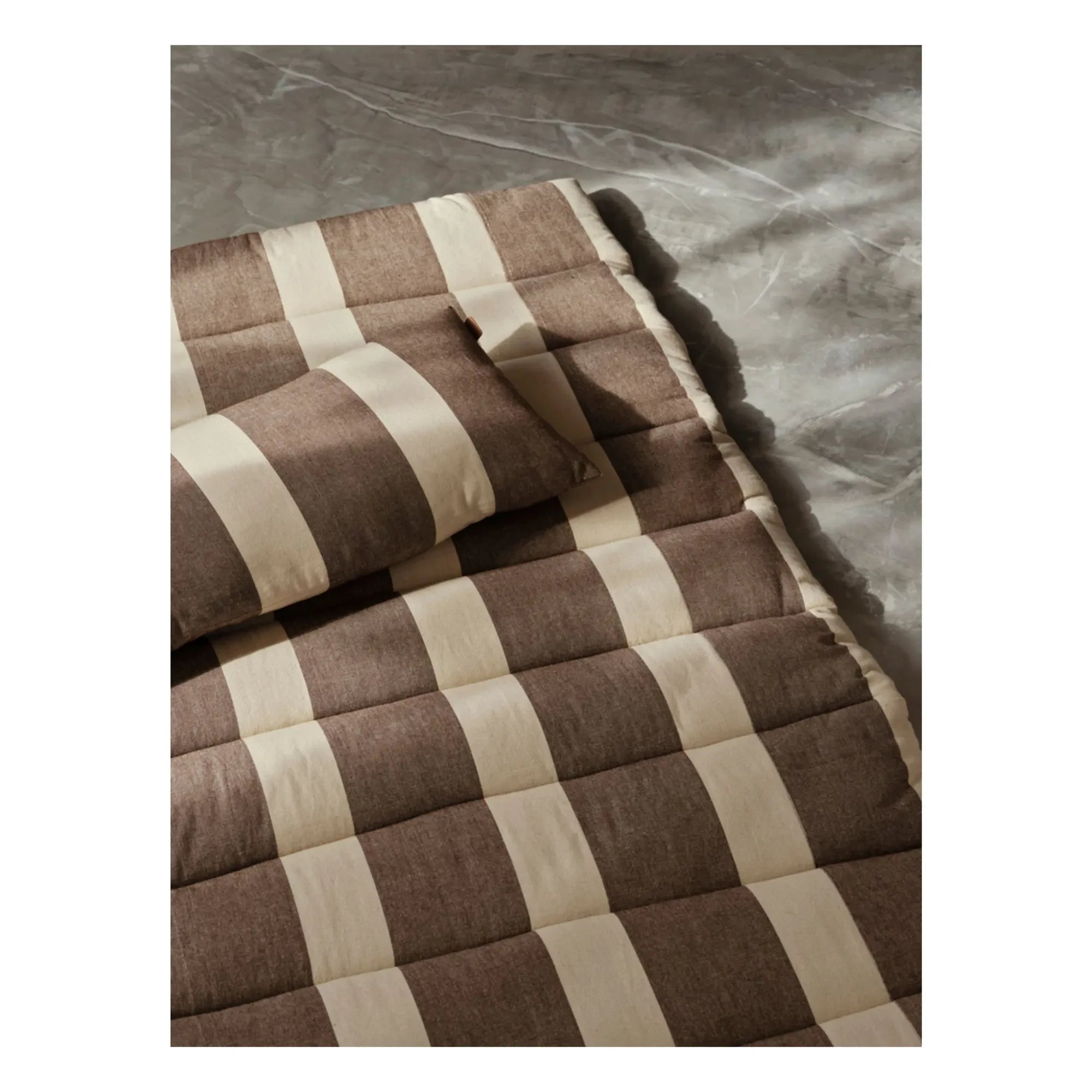 Ferm Living - Strand yastık | Kahverengi