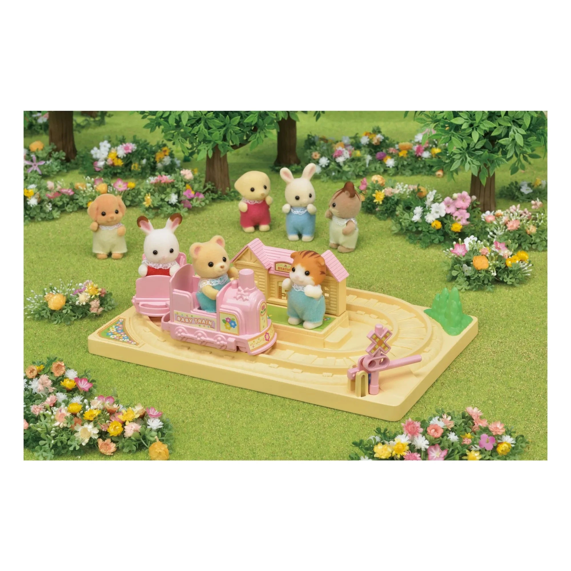 Sylvanian Families - Choo-Choo Train and Baby Bear Toy