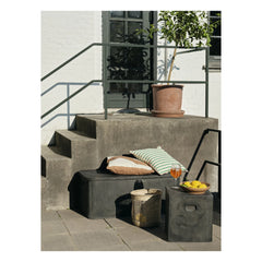 Broste Copenhagen - Faserzementhocker | Carbon