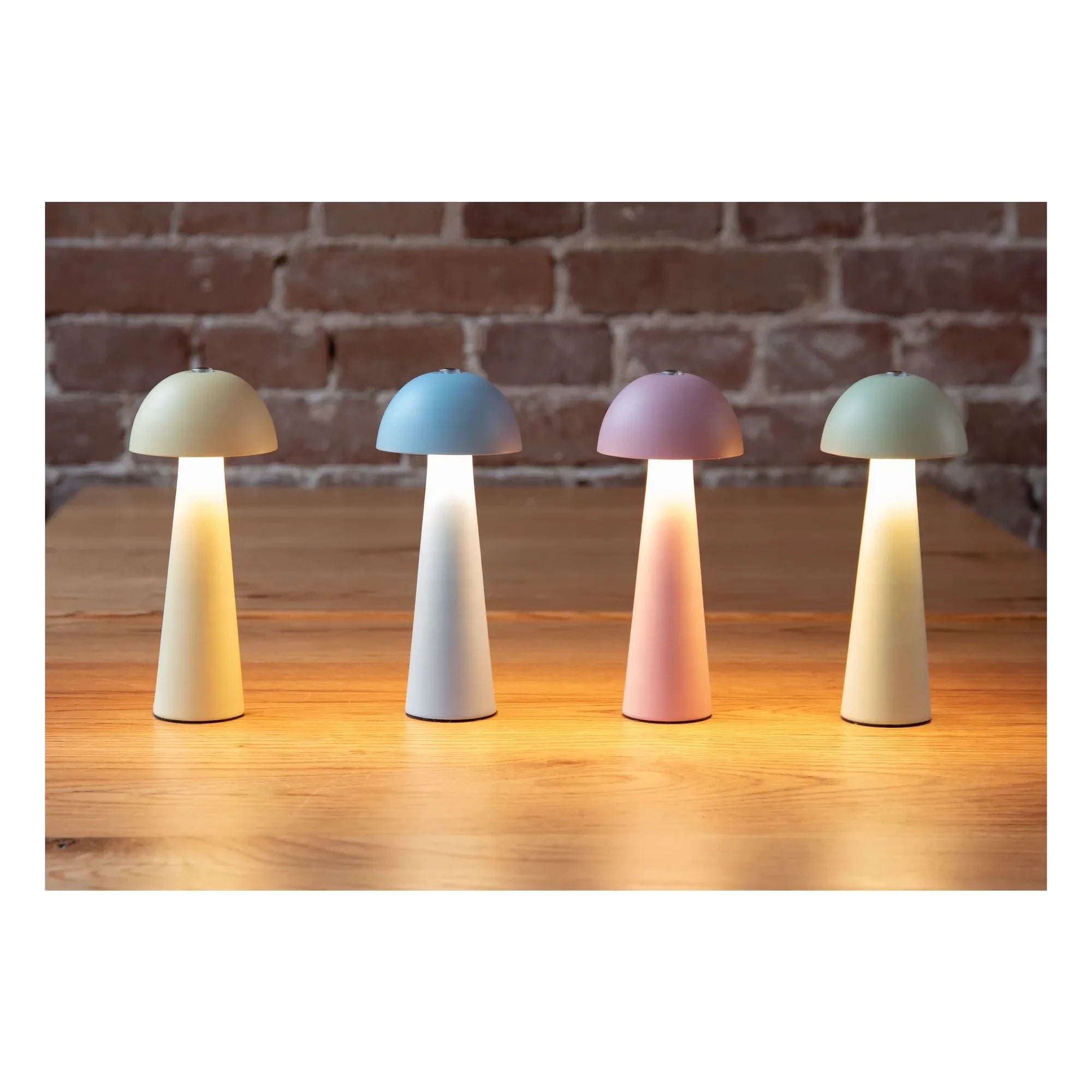 Present Time - LED table lamp | Green