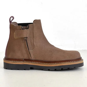 du Loua - Louis Suit Bottler | Bee