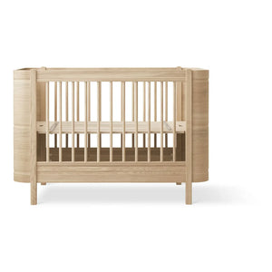 Oliver Furniture - Wood Mini+ Cot and Junior Kit | Oak