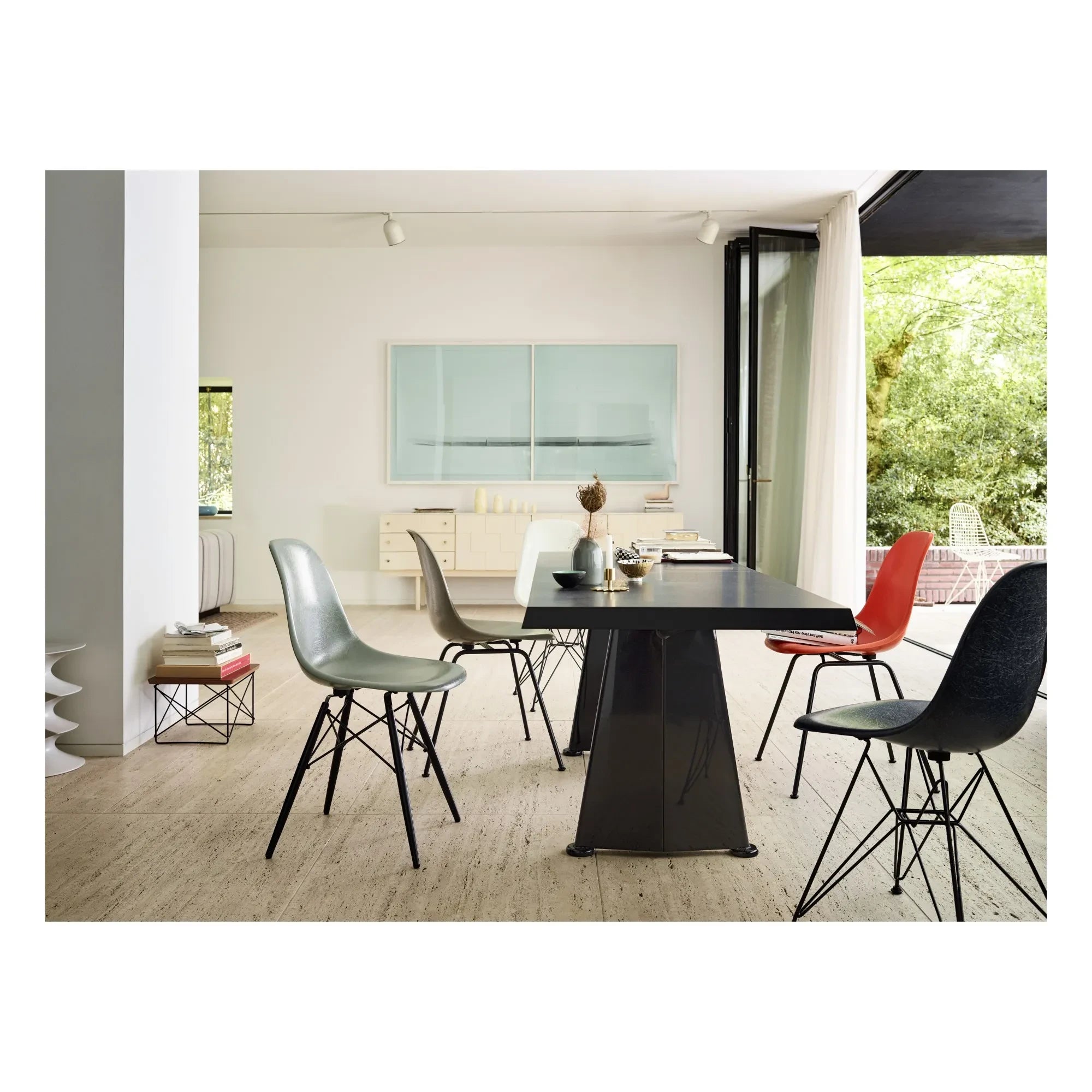 Vitra - DSW Fiberglas Sandalye - Charles & Ray Eames, 1950 | Eames Raw Umber