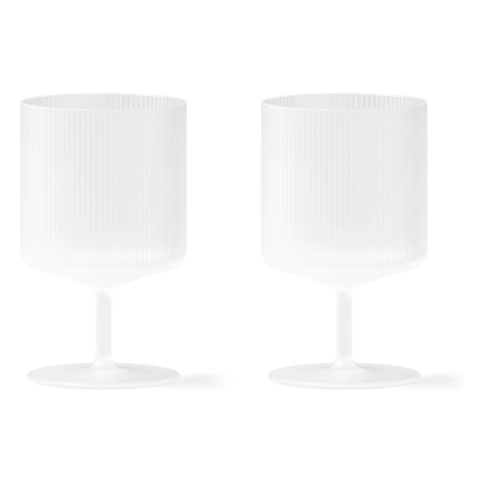 Ferm Living - Ripple şarap bardakları - 2'li set | Beyaz
