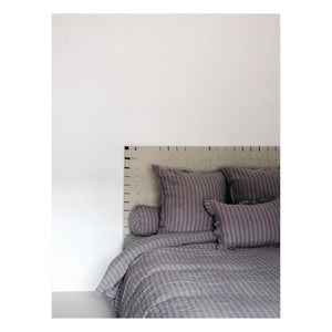 Le Monde Sauvage - Sandhills Linen Pillowcase | Purple