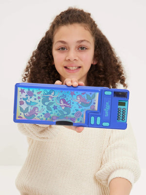 Smiggle - Estuche Automático con Calculadora Rush
