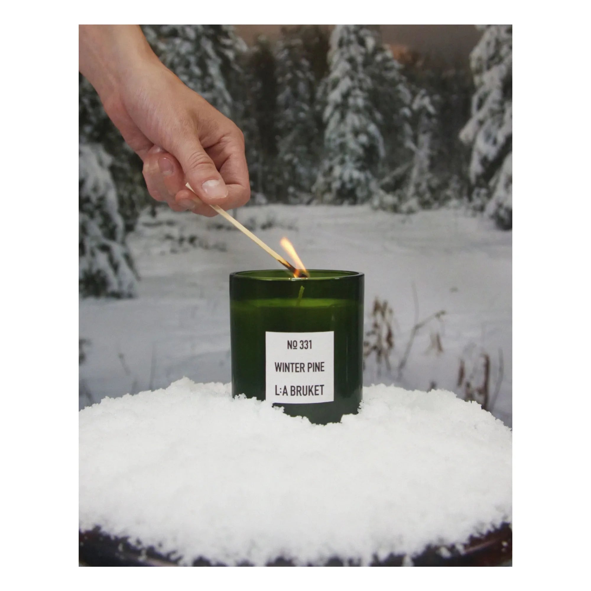 L:A BRUKET - Winter Pine 331 Mum - Sınırlı Üretim - 260g