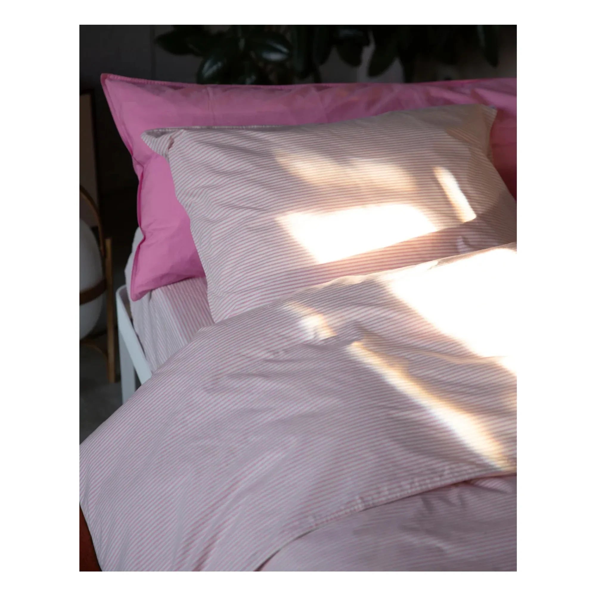 Suite 702 - Gestreifter Bettbezug aus Bio-Baumwolle | Rosa