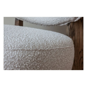 Panac Edition - Nicolo Bouclé und Räuchereiche Sessel - 65 cm | Gebrochenes Weiß
