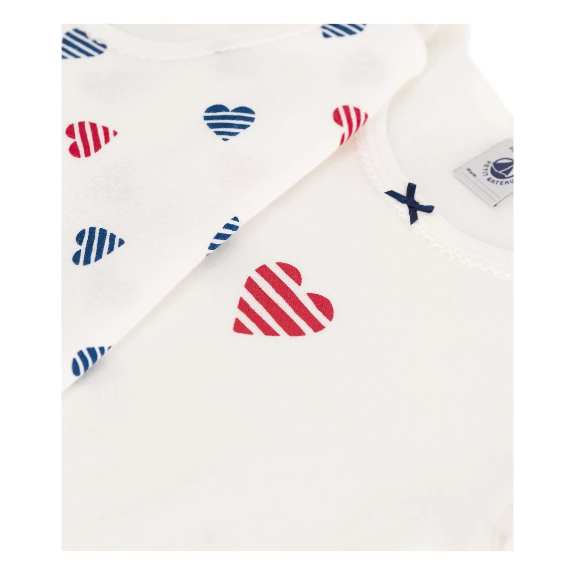 Petit Bateau - Set de 2 camisetas de algodón orgánico con rayas y corazón | Blanco