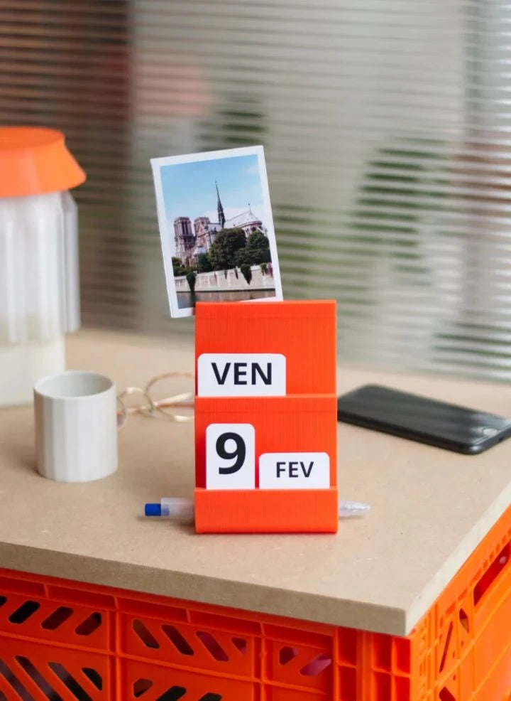 Warren & Laëtitia - Joes Perpetual Kalender | Orange