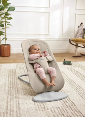 BabyBjörn - Begin Wippe - Weich gebürsteter Webstoff, Sandgrau | Sandgrau