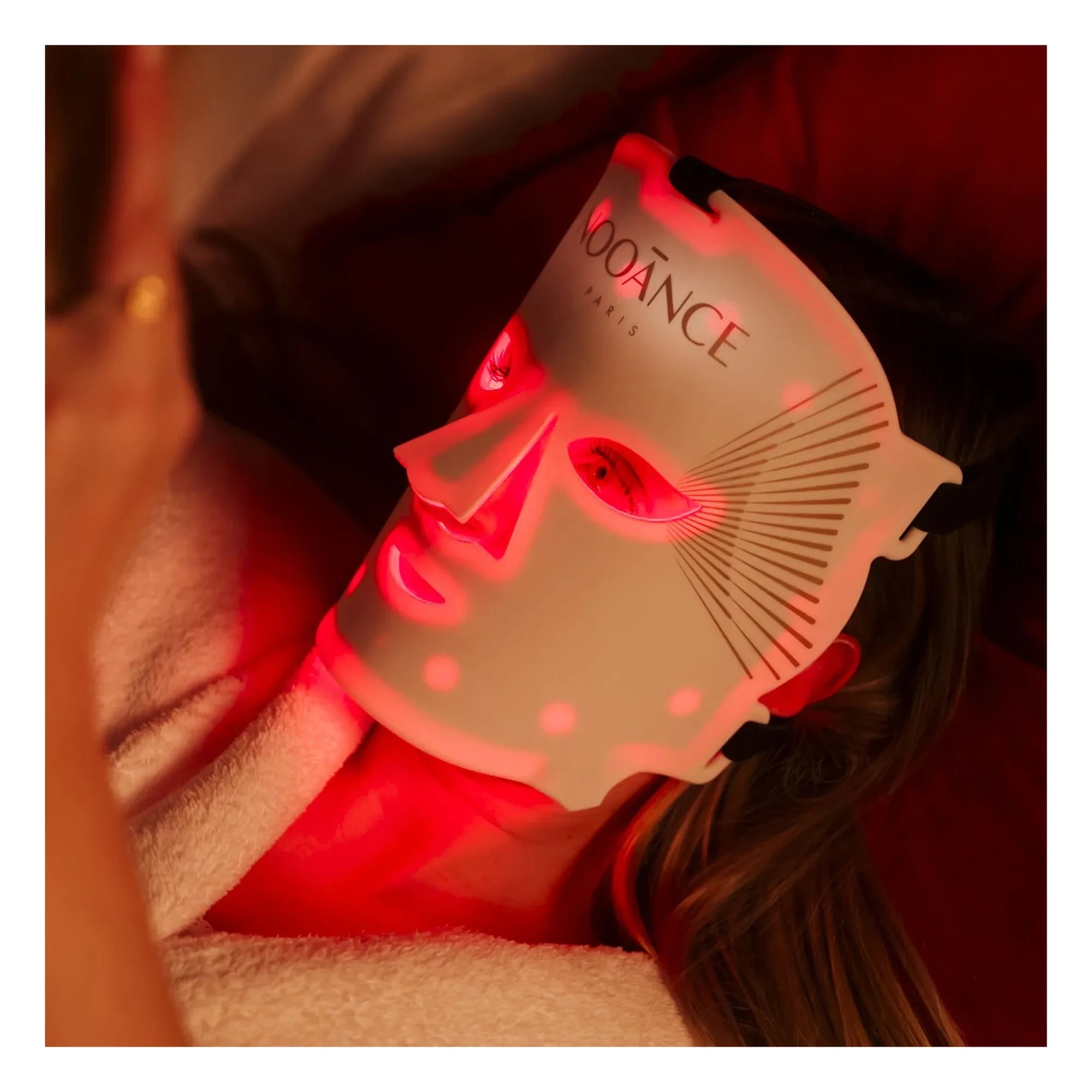 Nooance - Le Professionnel yaşlanma karşıtı LED maske