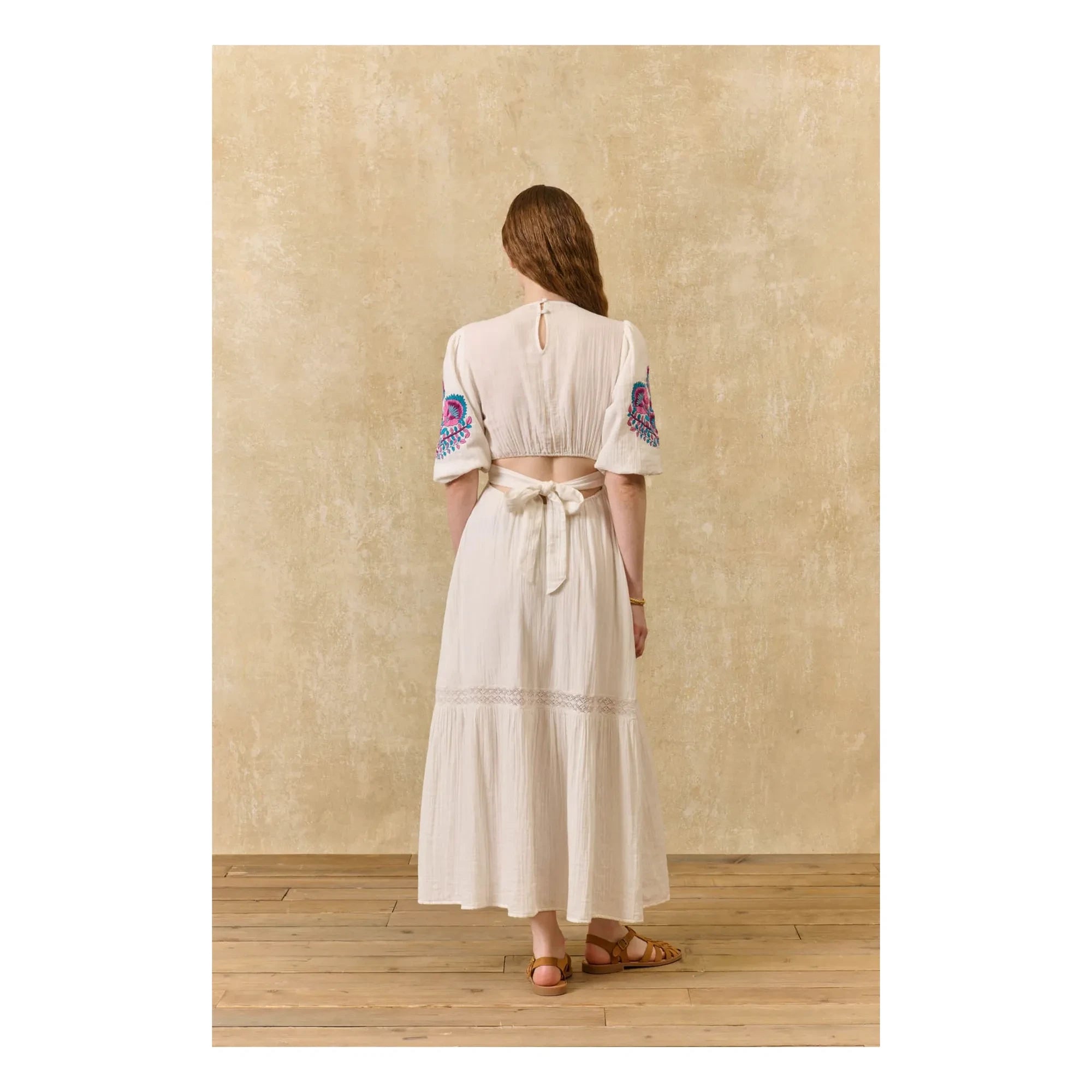 Louise Misha - Vestido de algodón orgánico Aurelia | Blanco