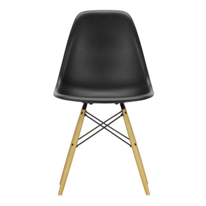 Vitra - DSW Plastikstuhl - Ahornuntergestell - Charles & Ray Eames | Schwarz