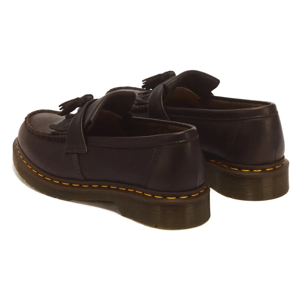 Dr Martens - Adrian YS أحذية لوفر مزينة بشراريب | بني