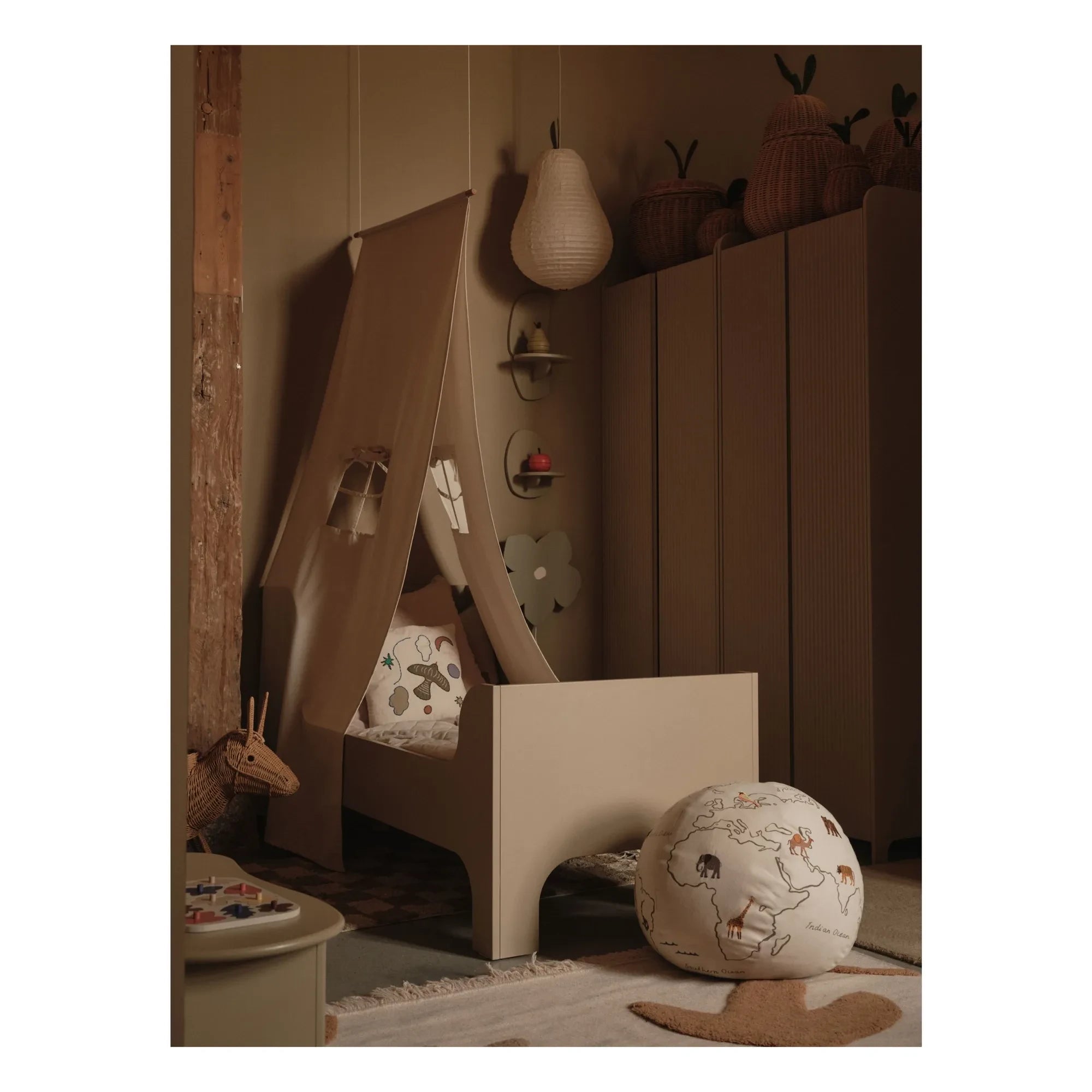 Ferm Living Kids - Swif Bird Teppich | Beige