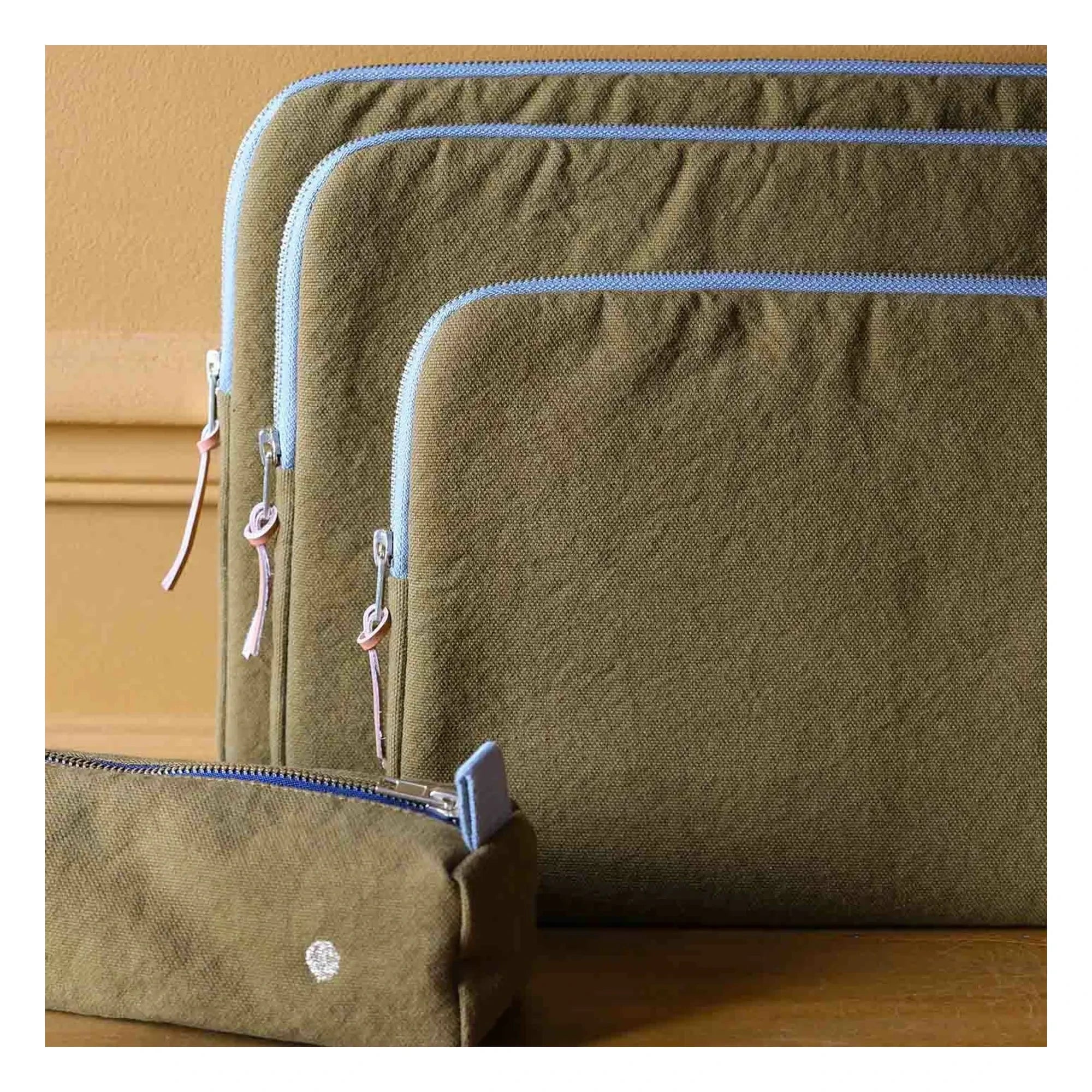 La cerise sur le gâteau - Iona Bio-Baumwoll-Laptoptasche | Gold