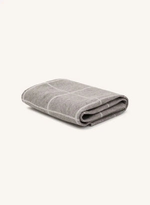 Muskhane - Nuno karierte Filzdecke | Heather Grey