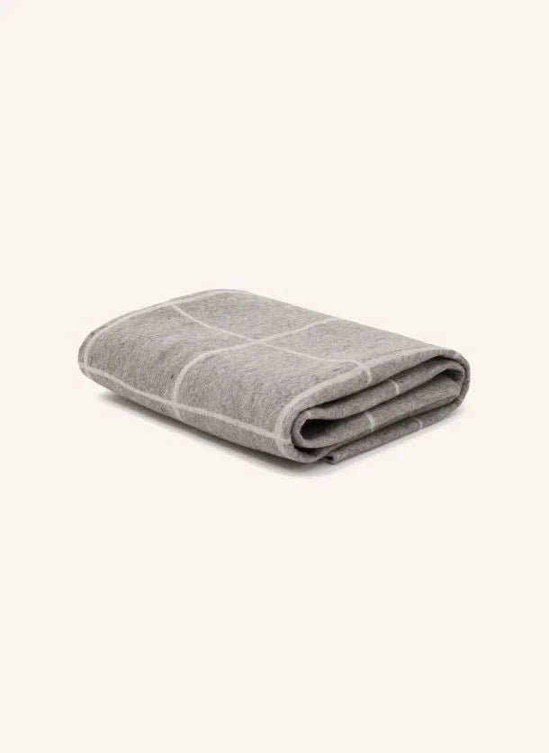 Muskhane - Nuno karierte Filzdecke | Heather Grey