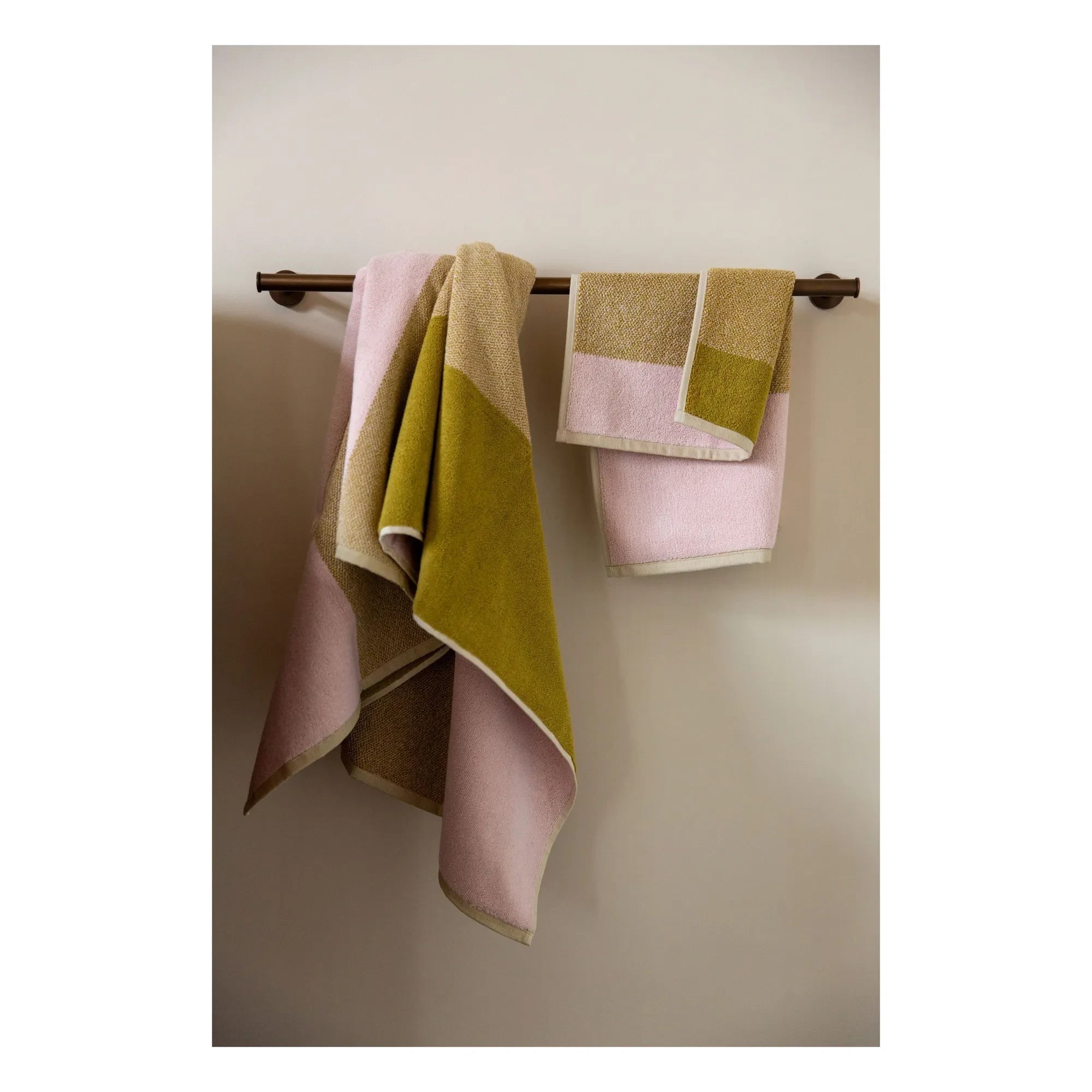 Suite 702 - Lex Pott Havlular - 2’li Set | Zeytin