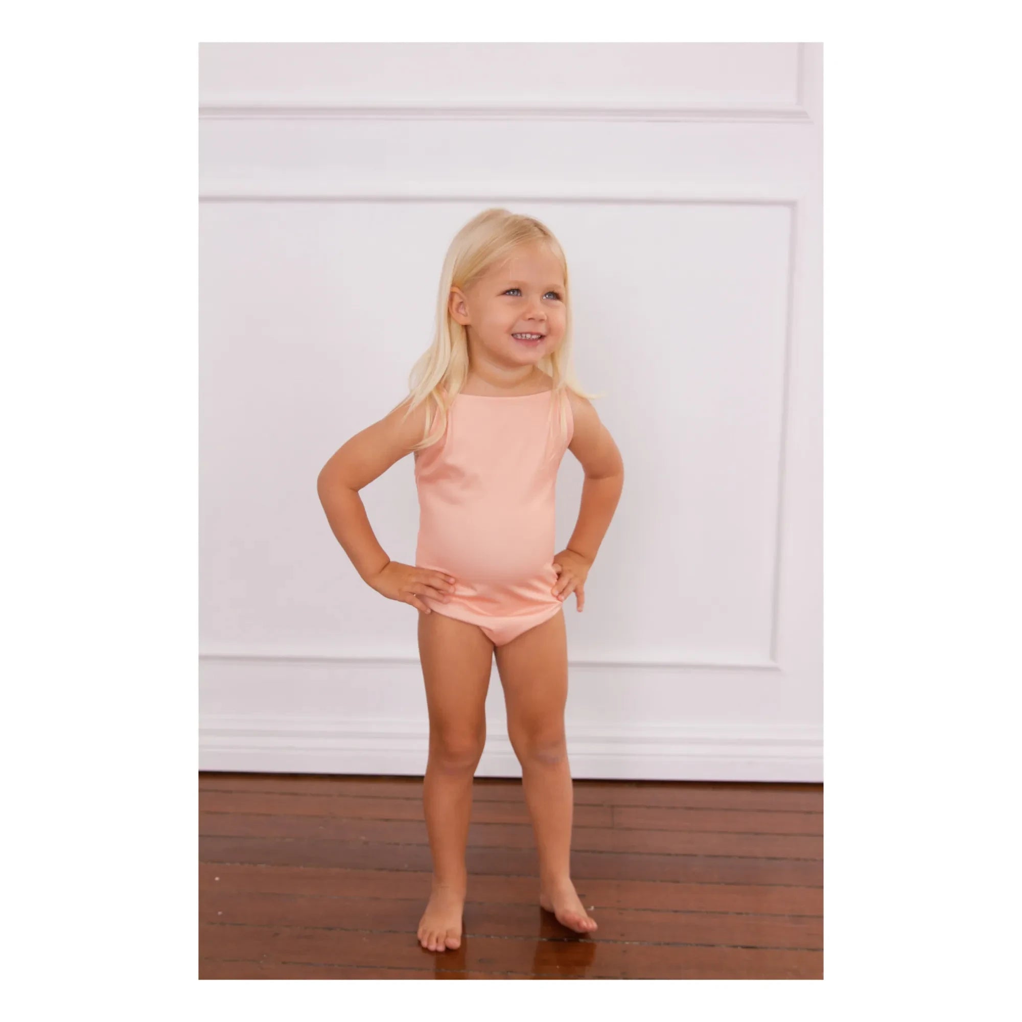 Ina Swim - Traje de baño de una pieza de nailon reciclado Mara | Albaricoque
