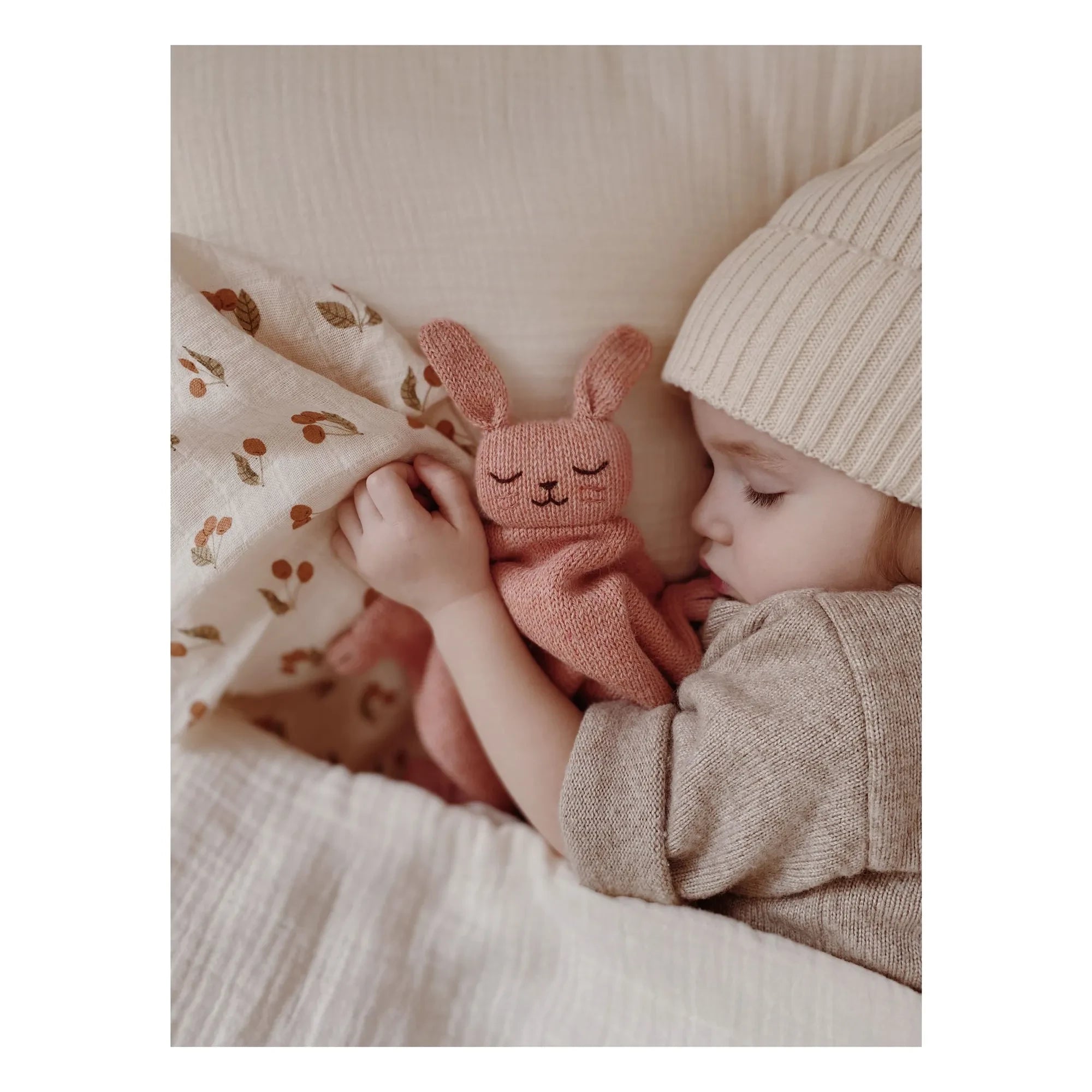 Main Sauvage - Cherry Pattern Swaddle Cloth | Beige
