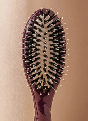 La Bonne Brosse - La Petite Brosse L'Indispensable Douceur No. 03 - Hassas Saç Derisi | Patlıcan