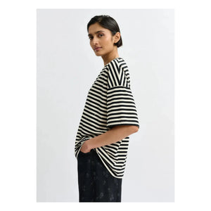 Essentiel Antwerp – Gestreiftes T-Shirt mit Strasssteinen Joste | Weiß