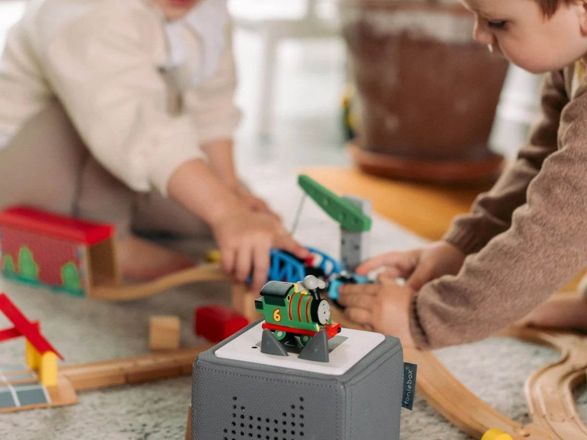 Tonies - İngilizce All Engines Go: Percy - Thomas the Tank Engine