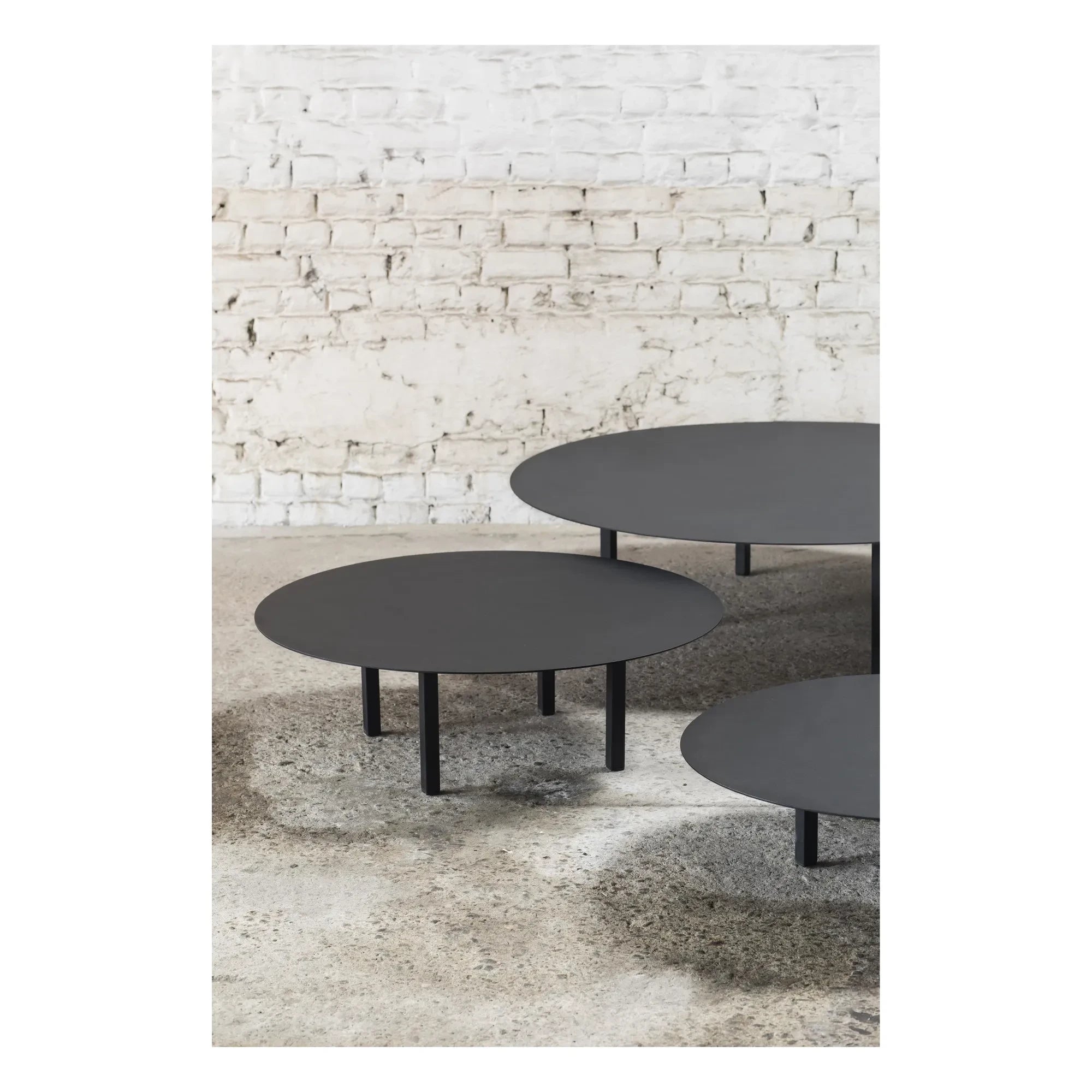 Serax - 01 Metall Couchtisch | Schwarz