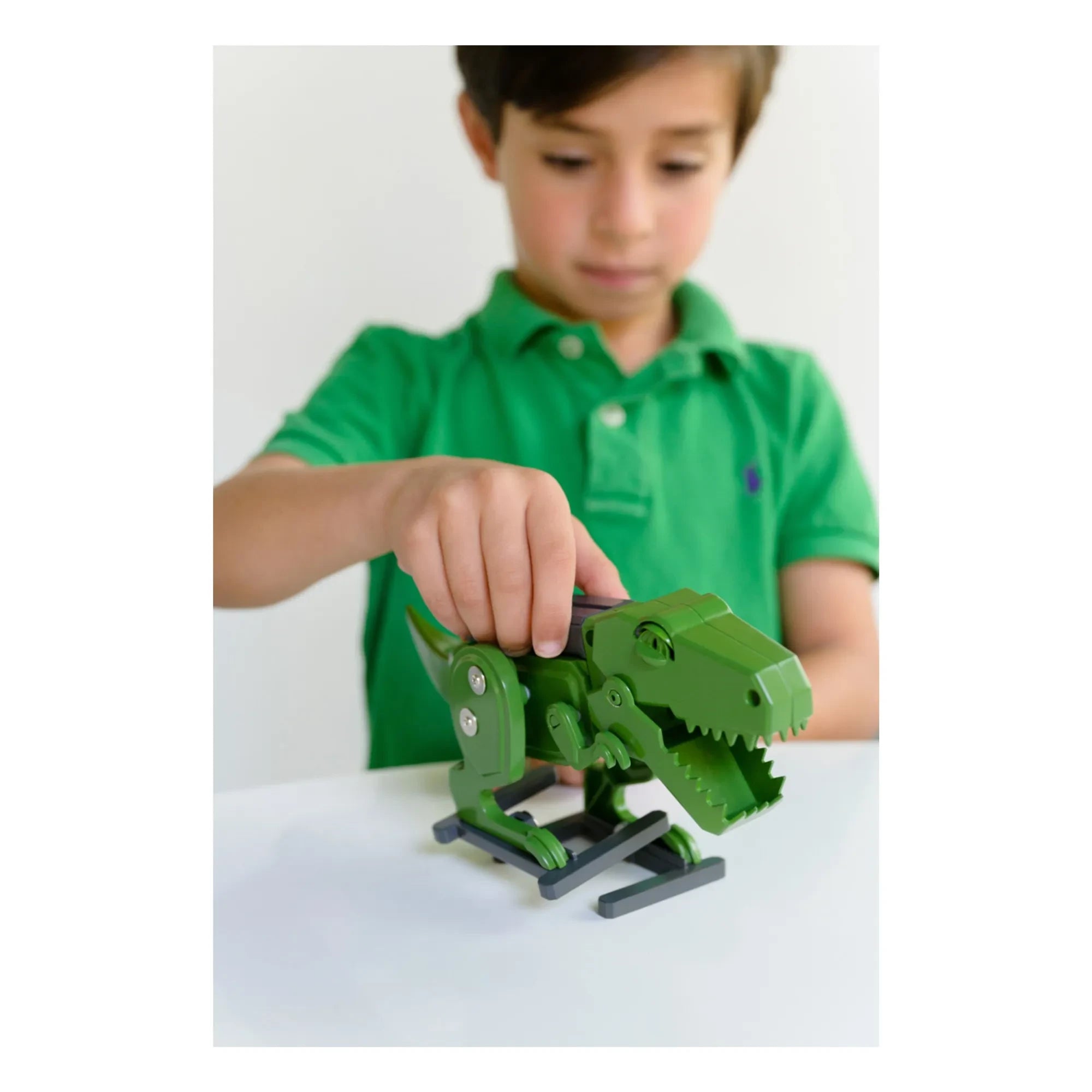 4M - Robot T-Rex