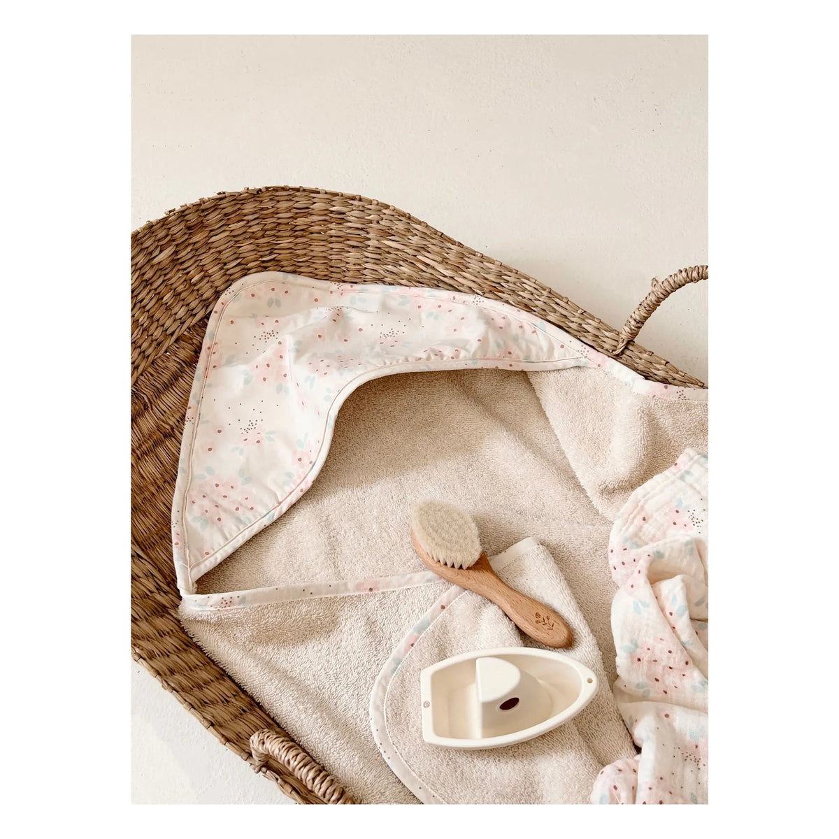 Rose in April - Colette May banyo pelerini | Pudra pembesi